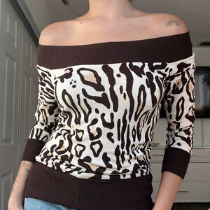 Caché Animal Print Off-Shoulder Sweater – Size M